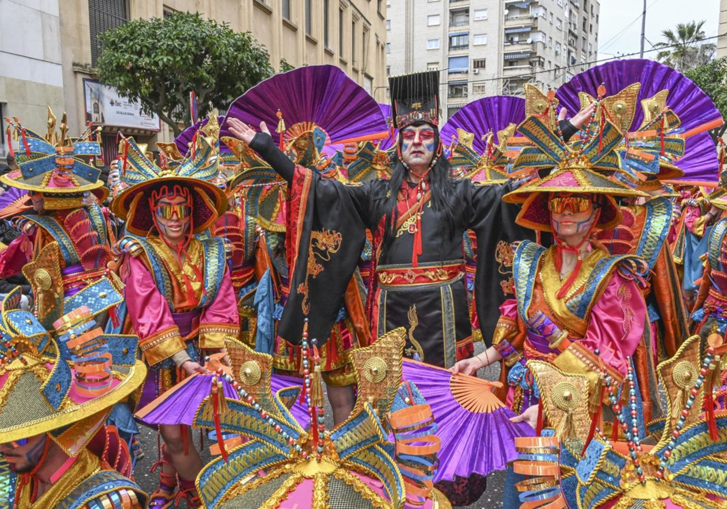 Cambalada 2025 – Carnaval de Badajoz temática japonesa Akihabara