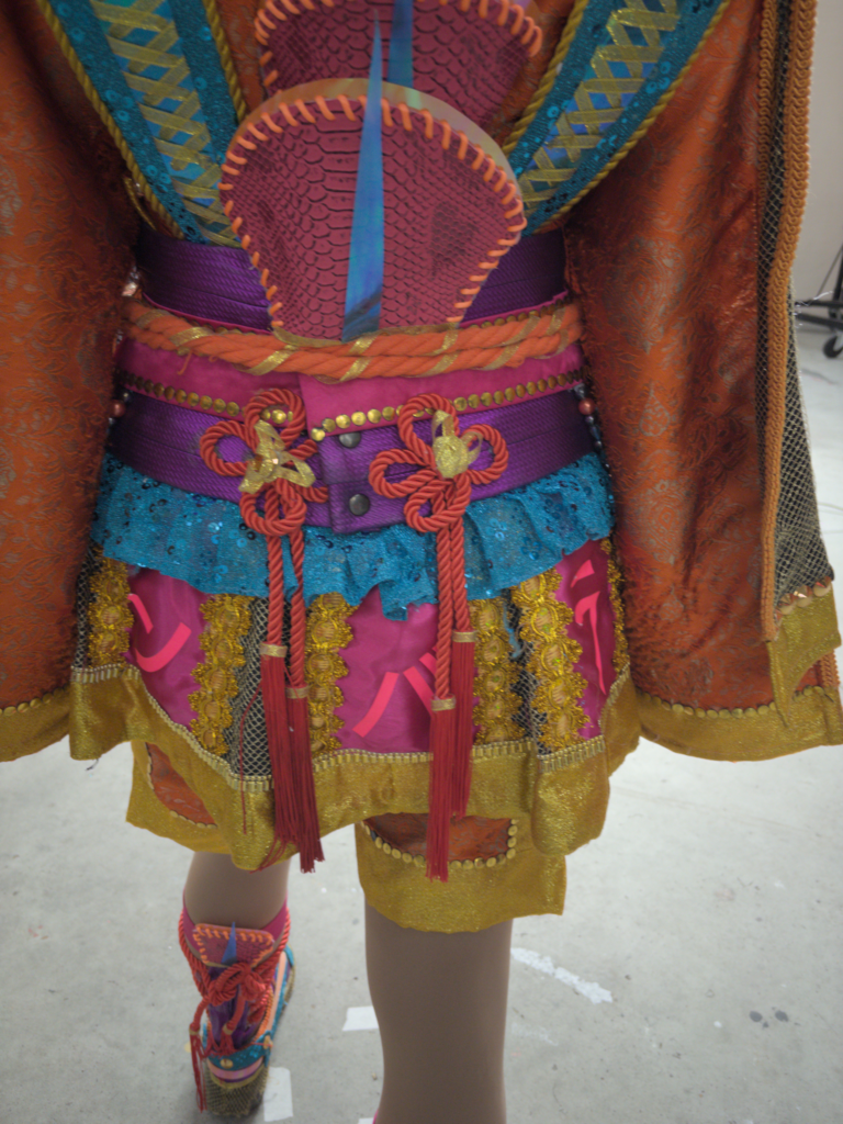 referencia-fotografica-piernas-trasera-modelado-3d-akihabara-cambalada-badajoz.